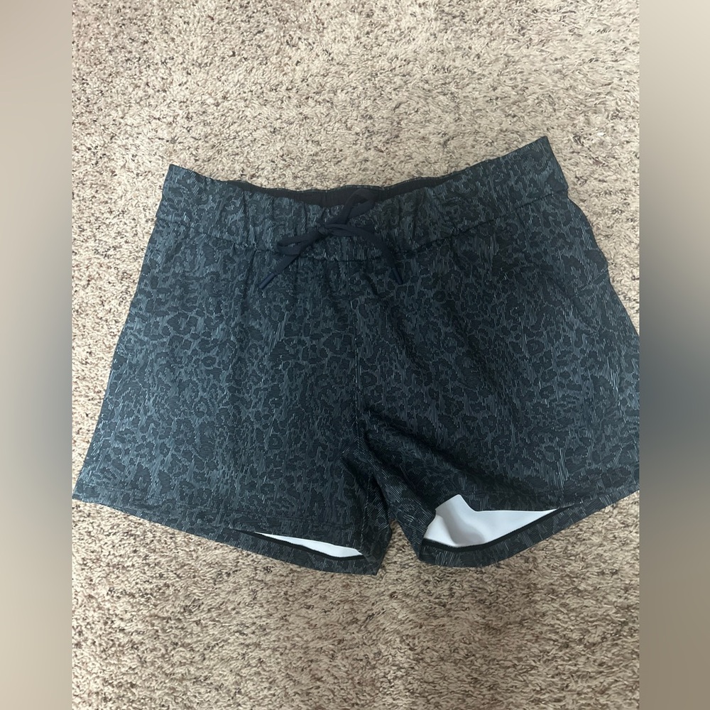 ZYIA Black Charcoal Patterned Athletic Shorts